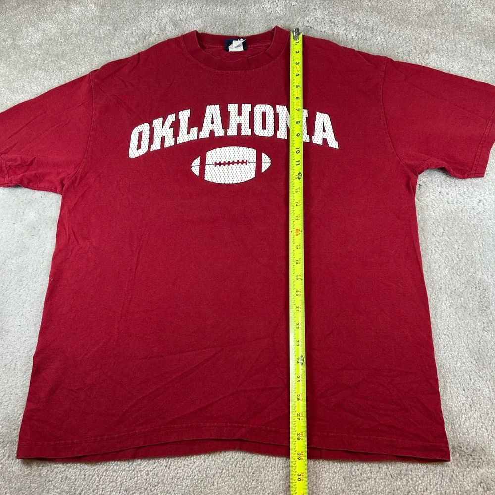 VTG Champs Sports Oklahoma Sooners T-Shirt Men Large Red Football Collegiate Tee